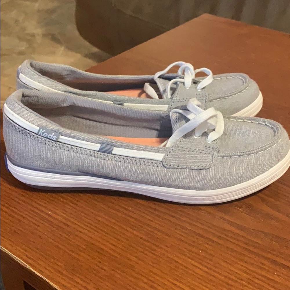 Women’s shoes